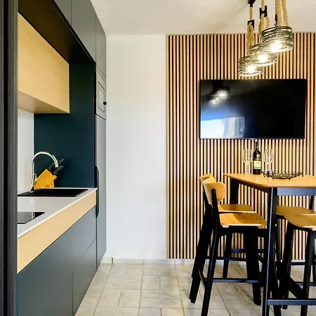 I Karma Apartman Tisno