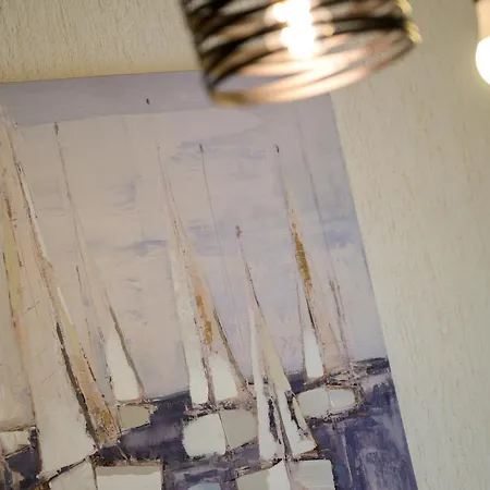 Apartman I Karma Tisno