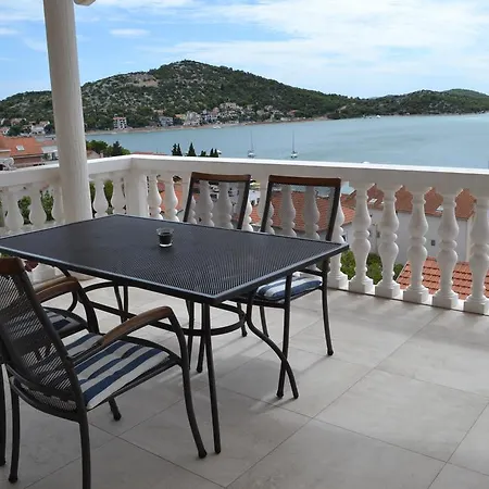 Apartment I Karma