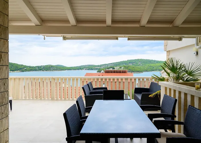 アパート I Karma *