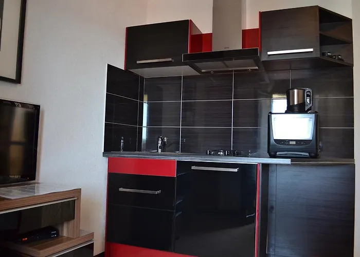 I Karma アパート ティスノ